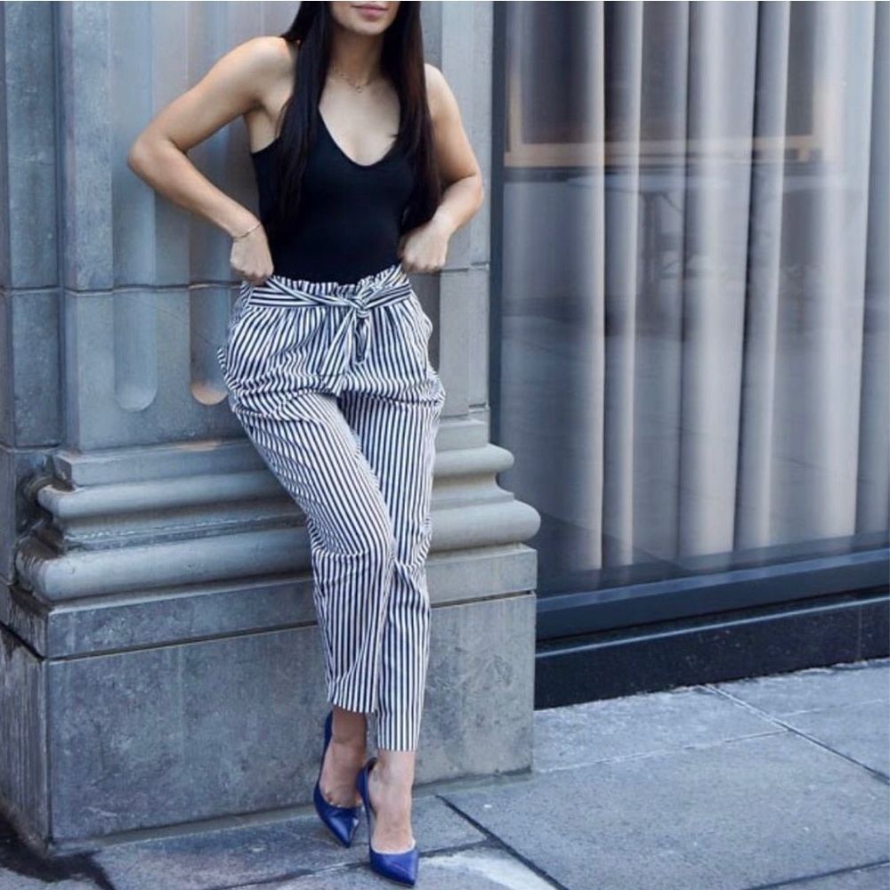 Zara Black and White Striped Cropped Pants